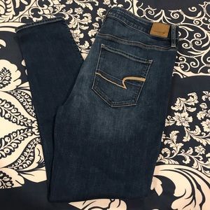 American Eagle Skinny Jeans size 14 Regular